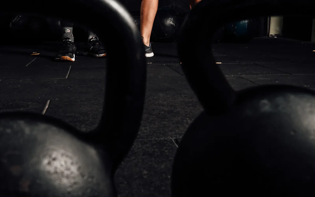 adjustable dumbbells home gym in an everyday setting